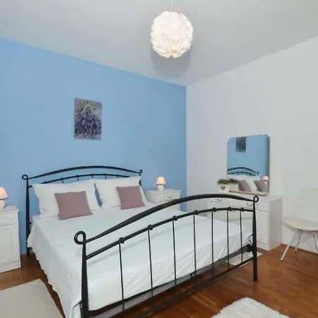 Nina - Two Bedroom With Balcony A1