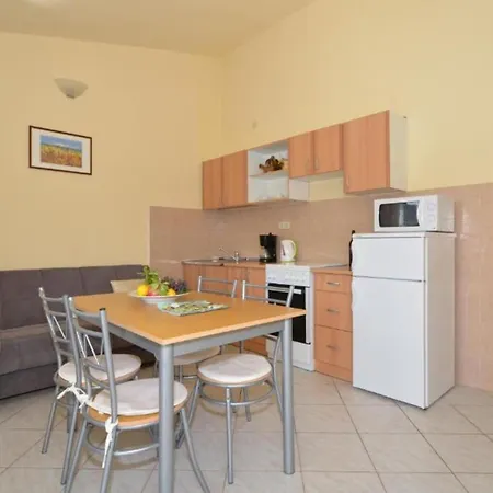 Nina - Two Bedroom With Balcony A1